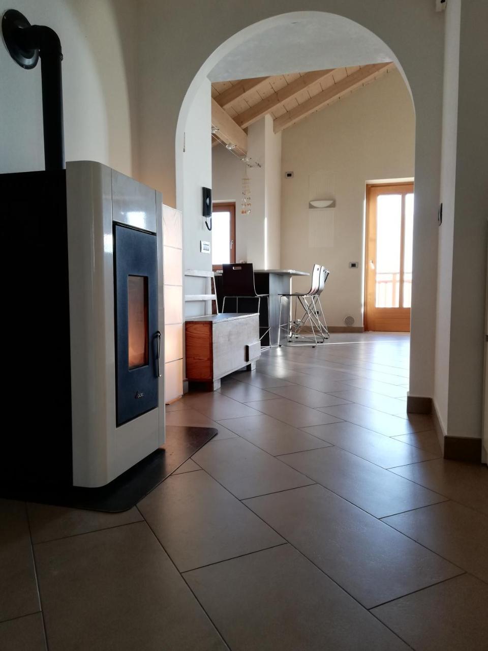 הוילה Torcegno Casa Di Ronchi מראה חיצוני תמונה