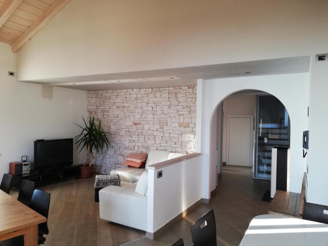הוילה Torcegno Casa Di Ronchi מראה חיצוני תמונה
